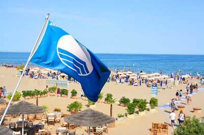 블루문 해변 (블루문 스피아자 리도 디 베네치아)